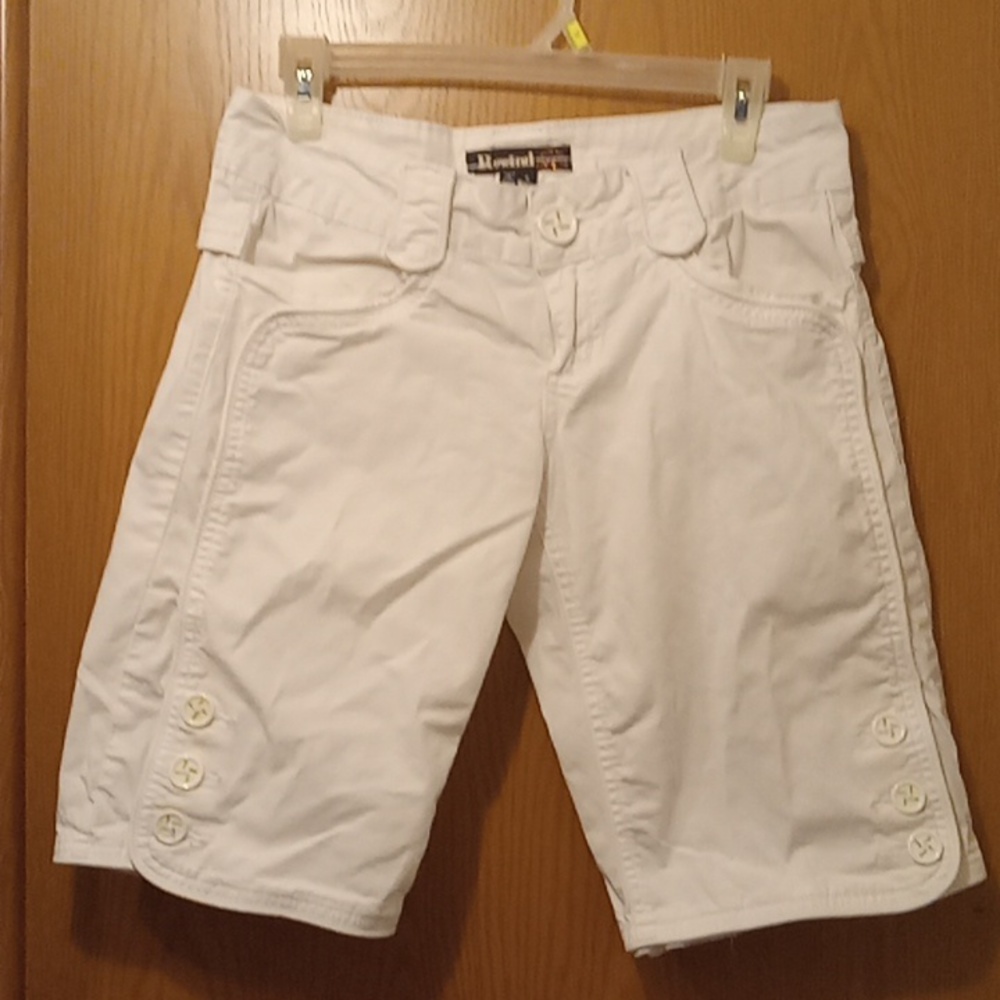 Ladies shorts